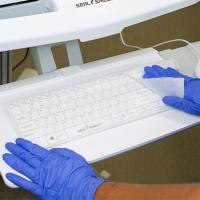 Keyboards-Seal-Shield-Cleanwipe-Washable-Wireless-Keyboard-White-SSWKSV099W-2