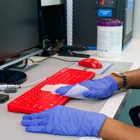 Keyboards-Seal-Shield-Seal-Silk-Pro-Waterproof-and-Fully-Sealed-Silicone-Wired-Mechanical-Keyboard-Red-SRK104-4