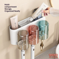 baa6a81e775654fc-f-w_200