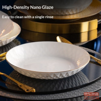 efb8bfd4a767d923-f-w_200