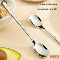 c082eb4f2d1ed2d7-f-w_200