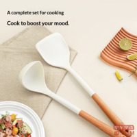 29584f22ef353cf3-f-w_200