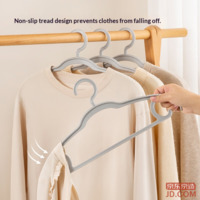 d81f0b7202d447cc-f-w_200