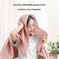 224990ebc6bbed41-f-w_200