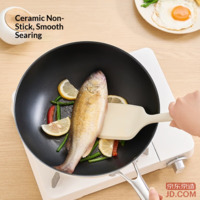 db23a415b2e1a995-f-w_200