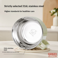 05a9f43aecd53e67-f-w_200